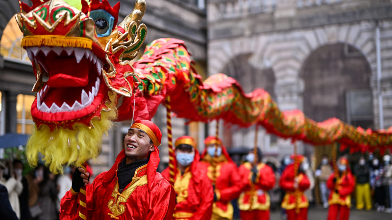 New Wealth Daily | China Markets Struggle to Gain Momentum After New Year Holiday